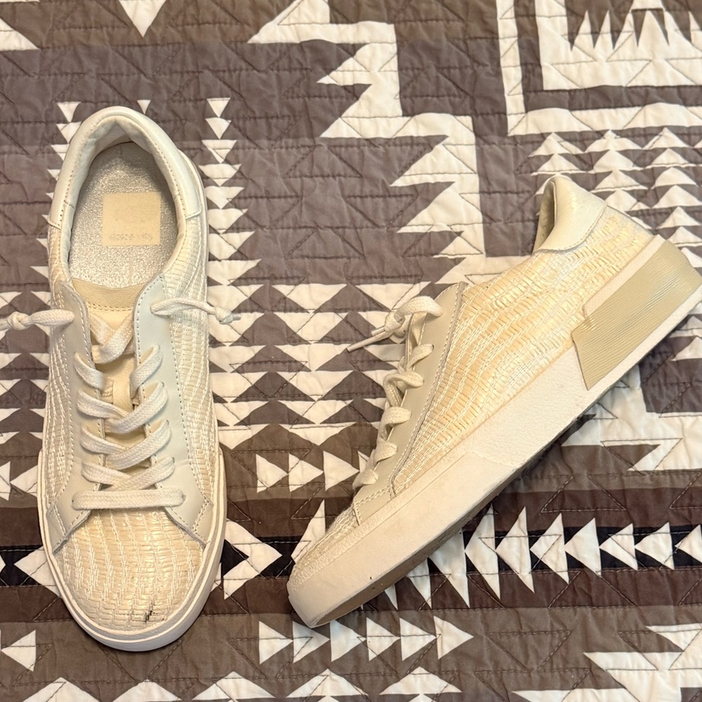 Dolce Vita Sneakers